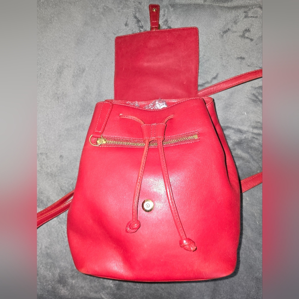 Coach VINTAGE LEGACY Red Glove Tanned leather backpack. EUC - Picture 11 of 16